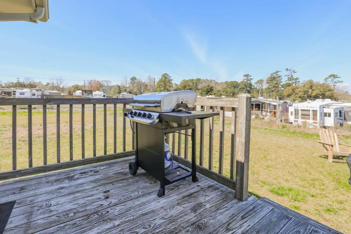 2Br Pet Friendly Home In Sneads Ferry With Parking ภายนอก รูปภาพ