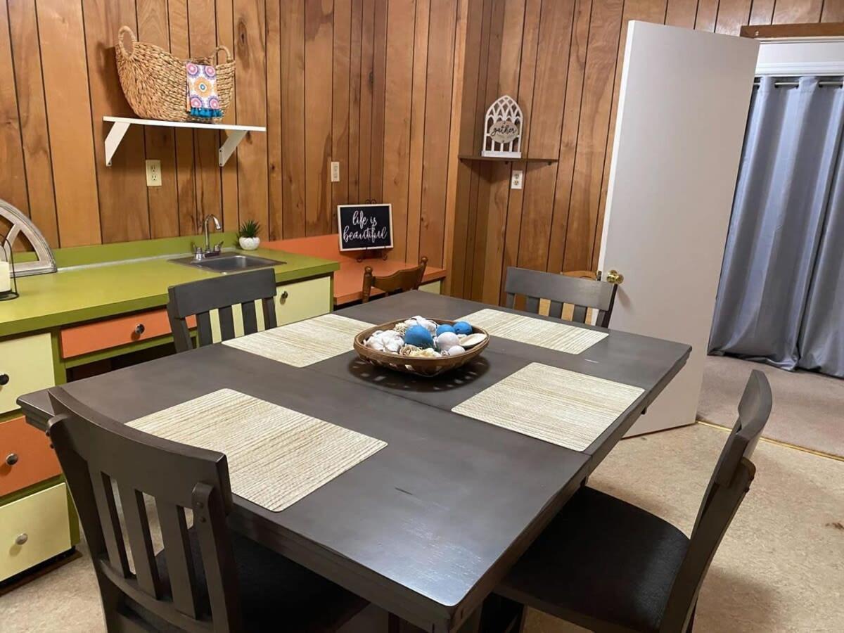 2Br Pet Friendly Home In Sneads Ferry With Parking ภายนอก รูปภาพ