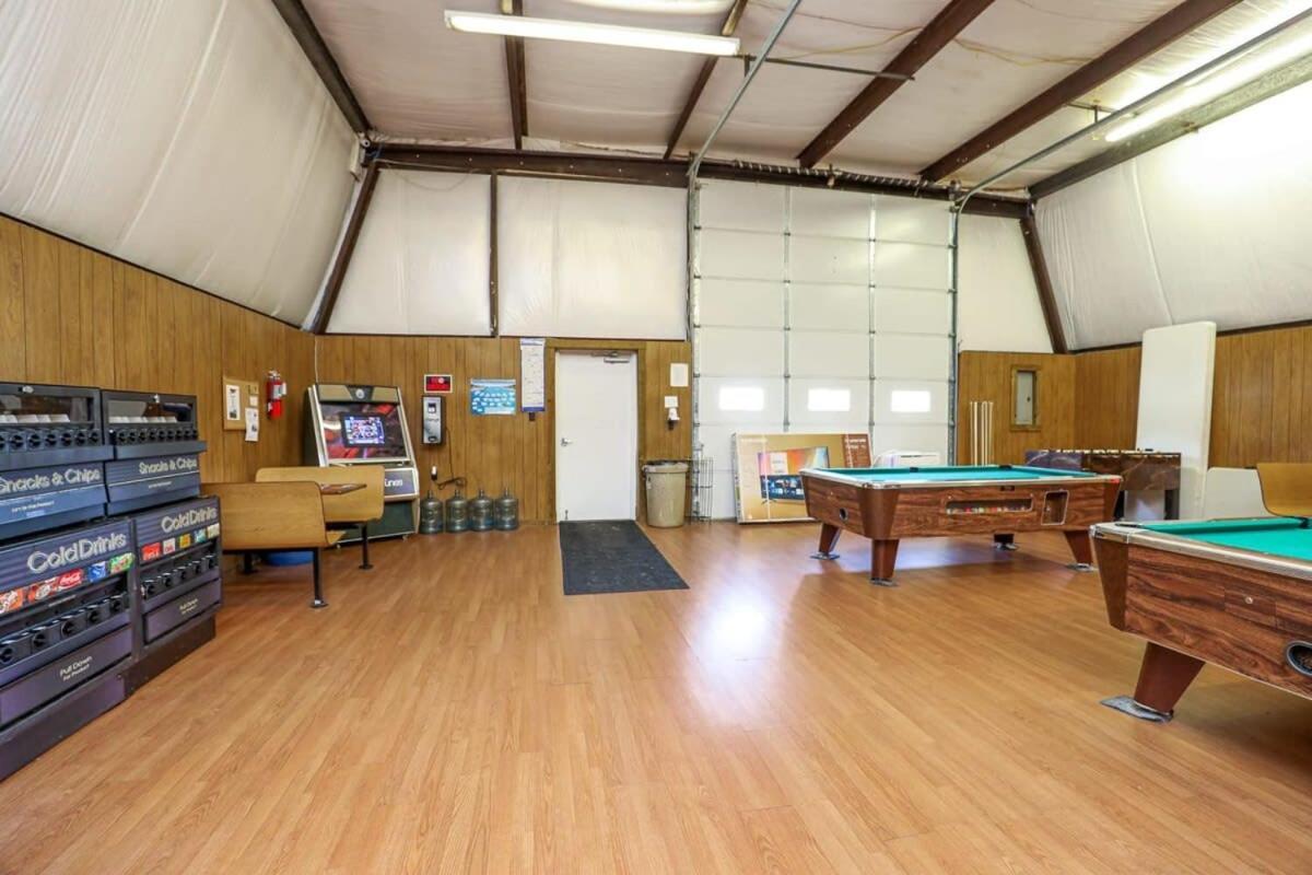 2Br Pet Friendly Home In Sneads Ferry With Parking ภายนอก รูปภาพ