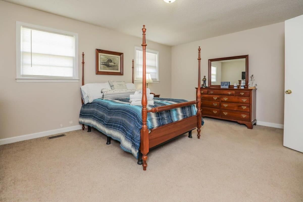 2Br Pet Friendly Home In Sneads Ferry With Parking ภายนอก รูปภาพ