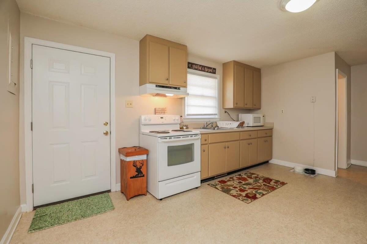 2Br Pet Friendly Home In Sneads Ferry With Parking ภายนอก รูปภาพ